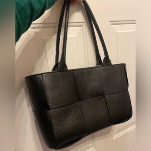 Elegant Bottega Vedetta Style Black Tote Bag